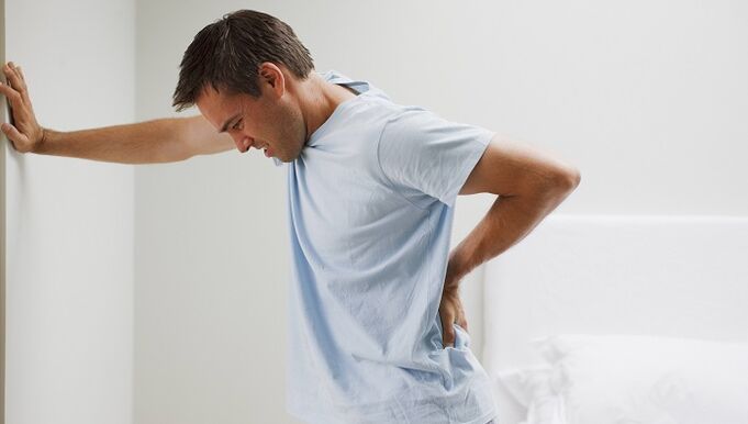 Die Hauptmanifestationen der dritten Stufe der lumbalen Osteochondrose